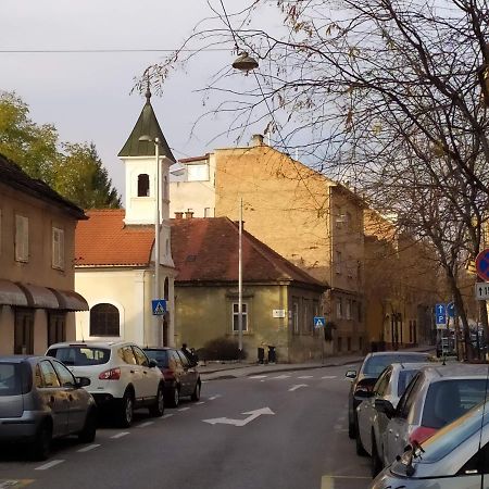 Tiny Cozy Accommodation Zagreb Eksteriør bilde